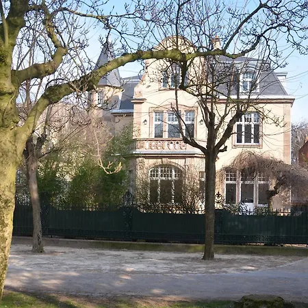 Camoufle 3* Metz