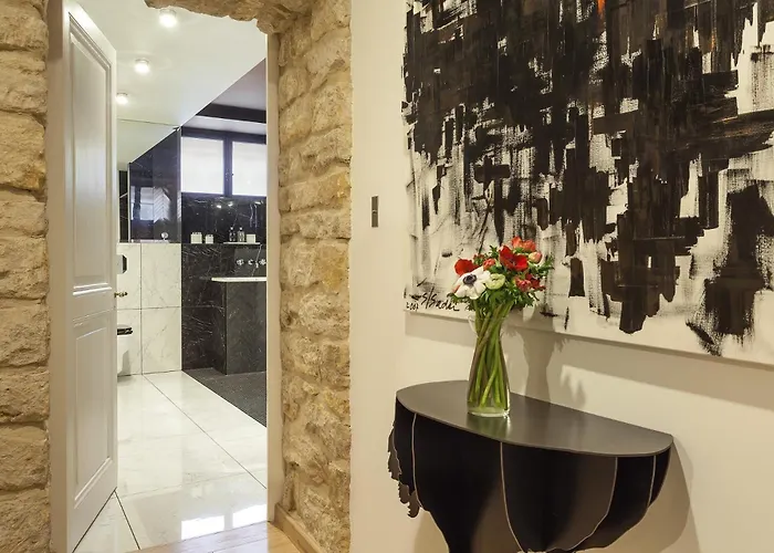 Camoufle 住宿加早餐酒店 4*